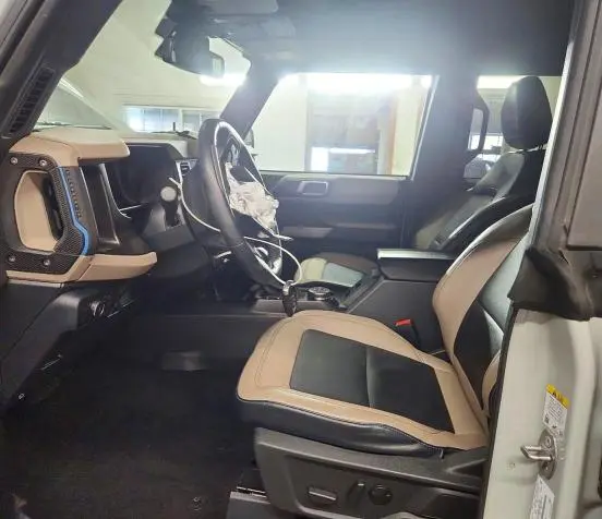 2022 FORD BRONCO BASE  