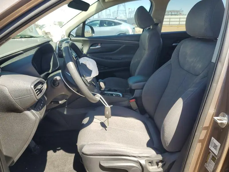 2019 HYUNDAI SANTA FE SE  