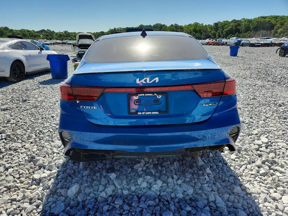 2022 KIA FORTE GT LINE  
