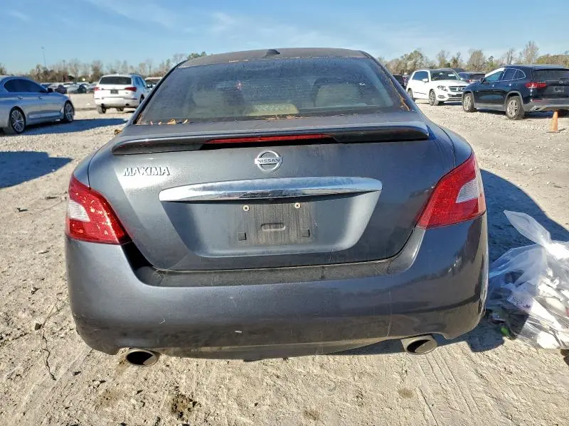 2011 NISSAN MAXIMA S  