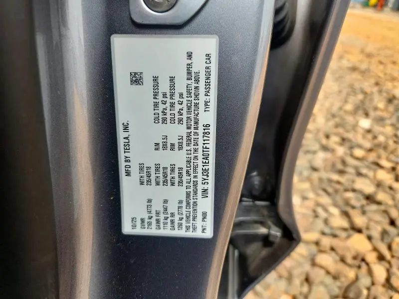 2026 TESLA MODEL 3   