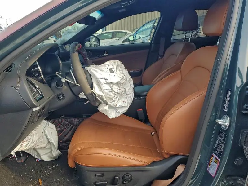 2023 KIA STINGER GT2  