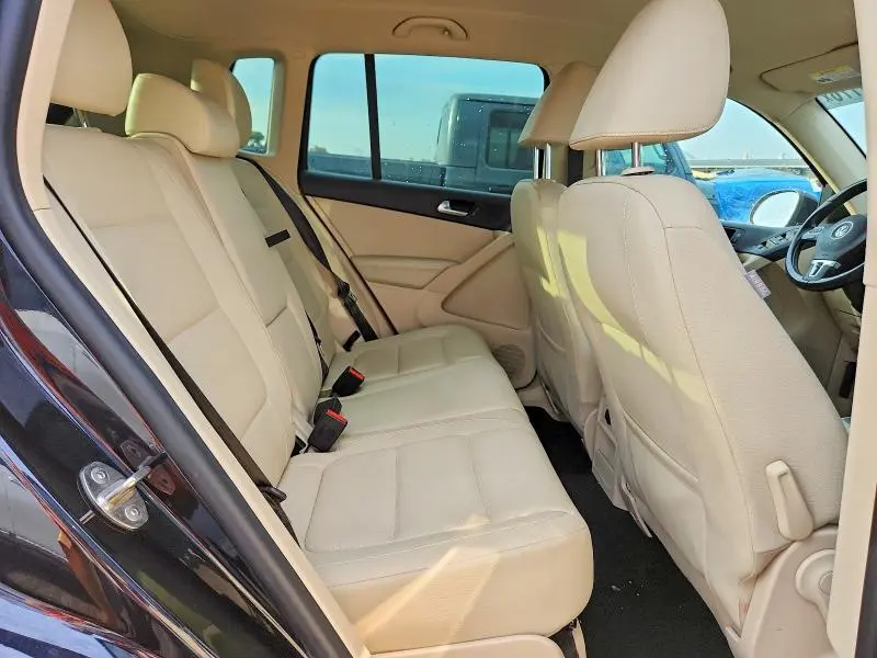 2017 VOLKSWAGEN TIGUAN S  