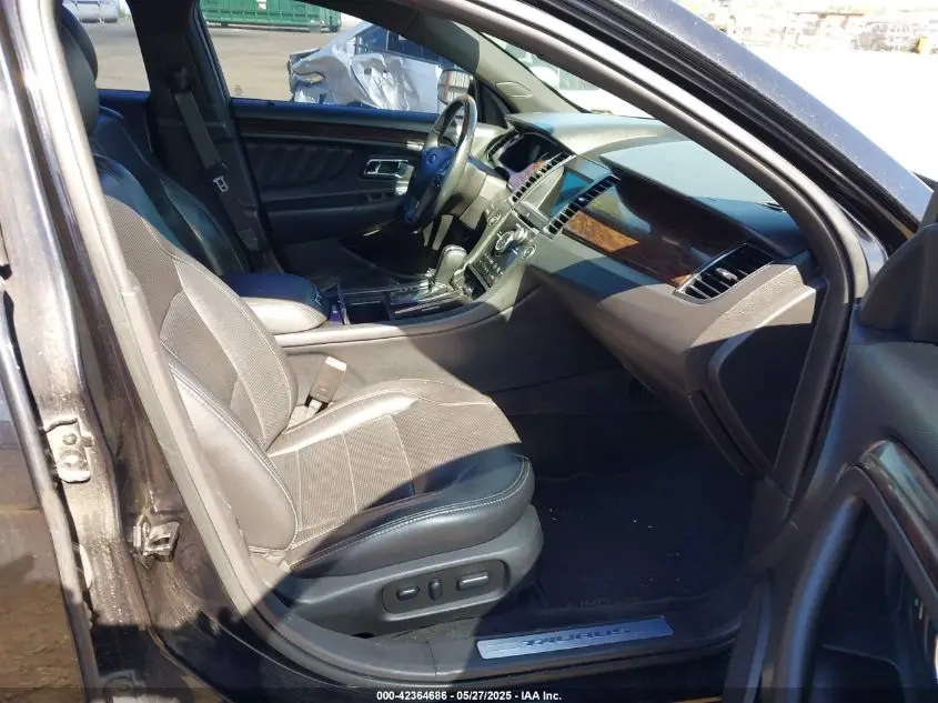 2016 FORD TAURUS LIMITED