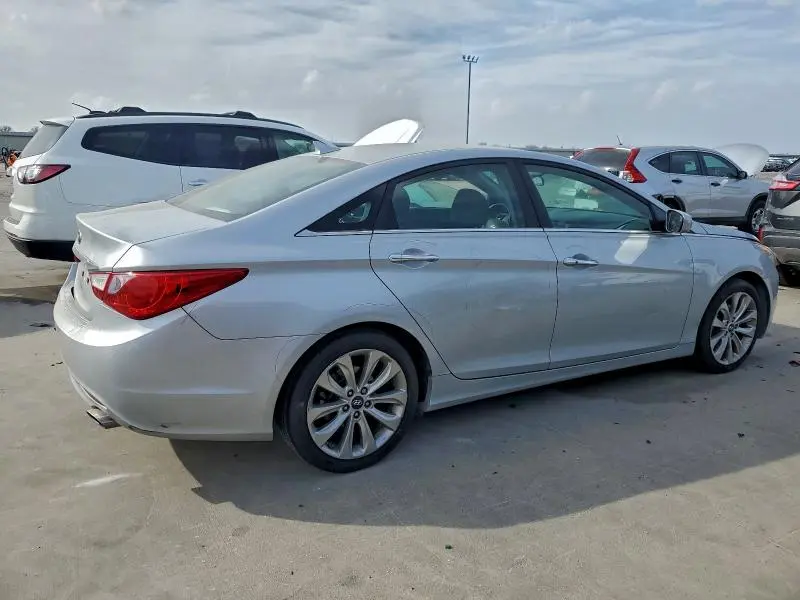 2011 HYUNDAI SONATA SE  
