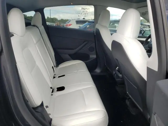 2025 TESLA MODEL Y   