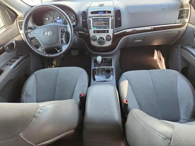 2012 HYUNDAI SANTA FE SE  