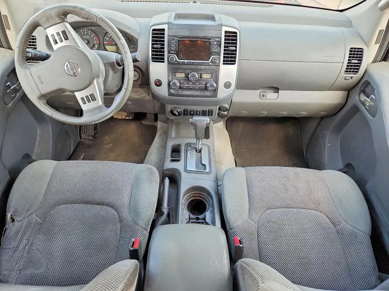2016 NISSAN FRONTIER SV  