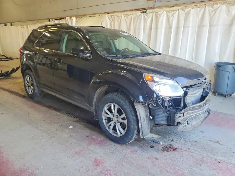 2017 CHEVROLET EQUINOX LT  