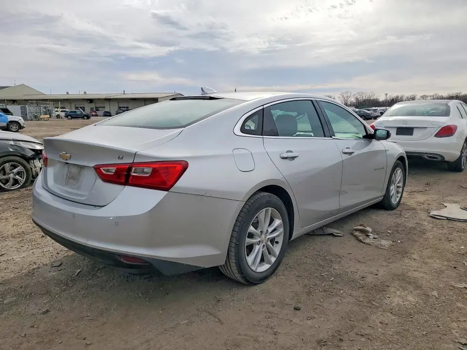 2017 CHEVROLET MALIBU LT  