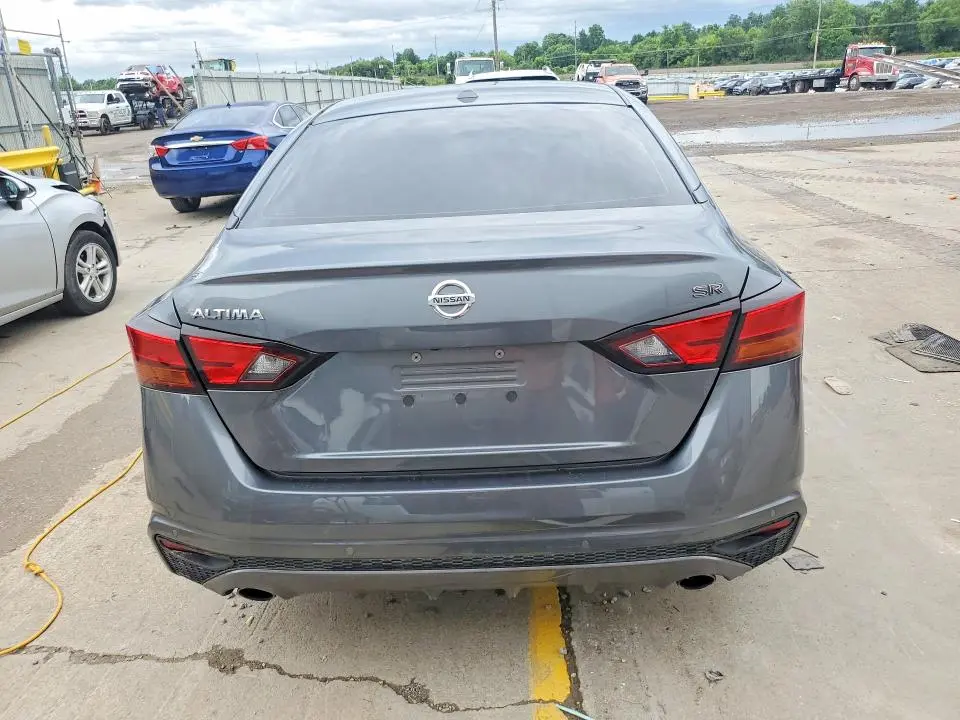 2020 NISSAN ALTIMA SR  