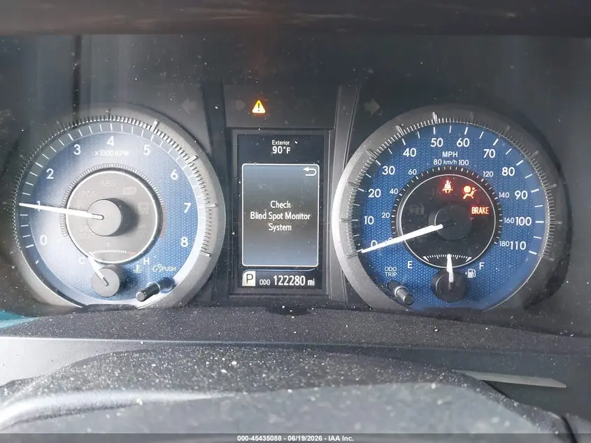 2017 TOYOTA SIENNA XLE 8 PASSENGER