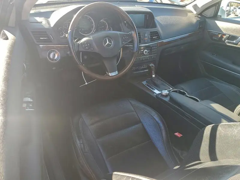 2010 MERCEDES-BENZ E 550  