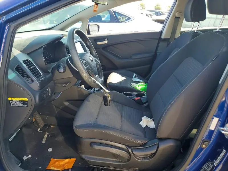 2018 KIA FORTE LX  