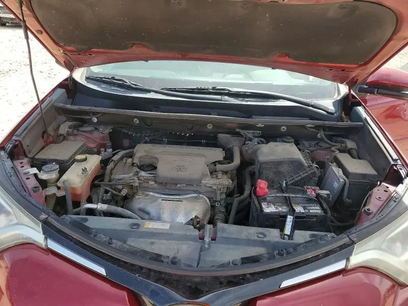 2018 TOYOTA RAV4 XLE  