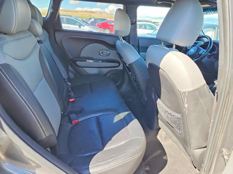 2014 KIA SOUL +  