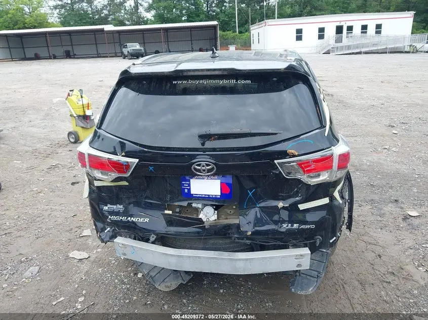 2016 TOYOTA HIGHLANDER XLE V6