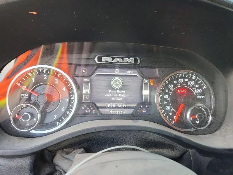 2019 RAM 1500 LARAMIE  