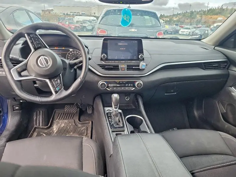 2020 NISSAN ALTIMA SV  