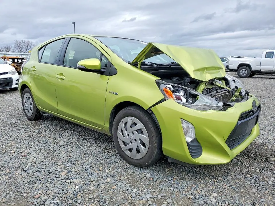 2016 TOYOTA PRIUS C TWO  