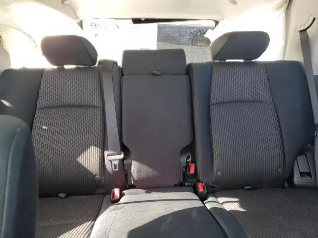 2023 TOYOTA 4RUNNER SE  