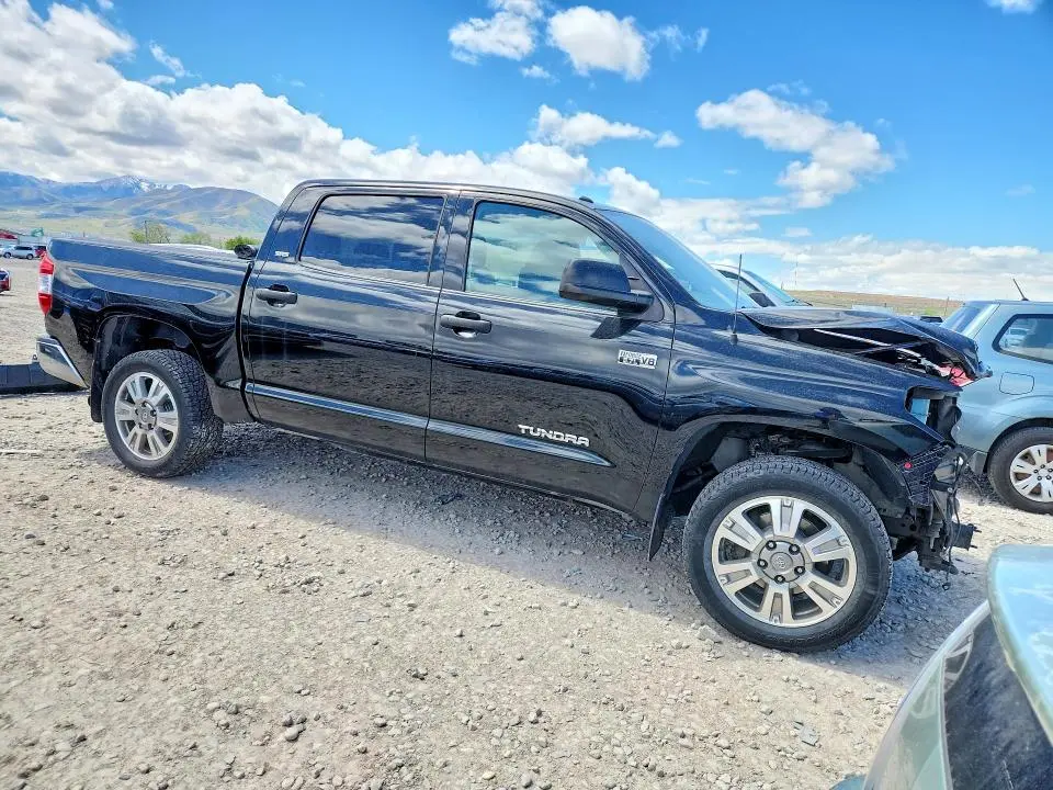 2014 TOYOTA TUNDRA CREWMAX SR5  