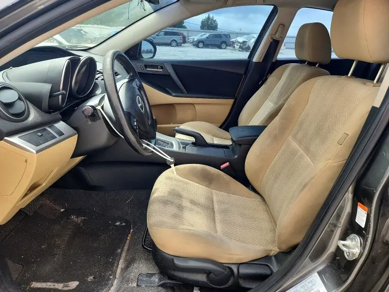 2011 MAZDA 3 I  