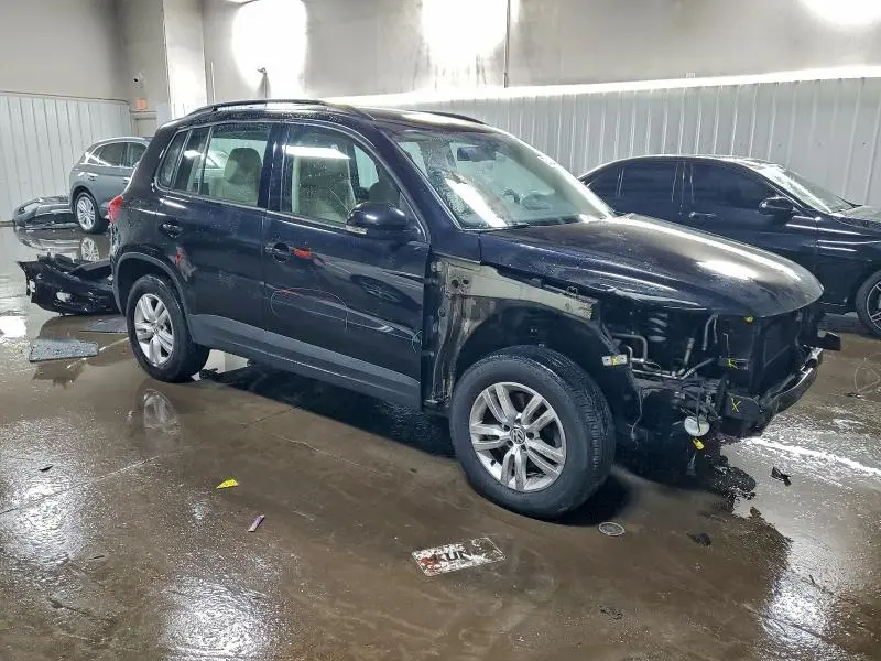 2017 VOLKSWAGEN TIGUAN S  