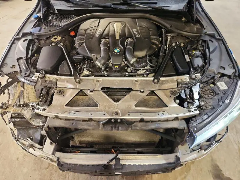 2018 BMW 750 XI  