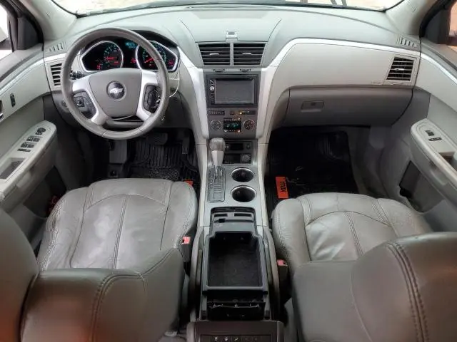 2010 CHEVROLET TRAVERSE LT  