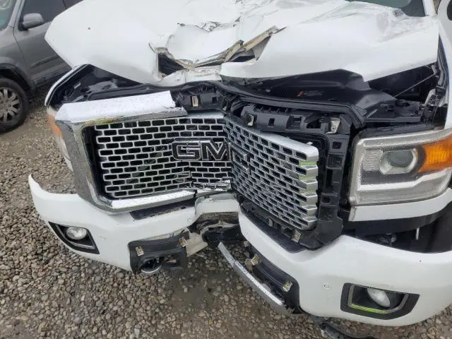 2017 GMC SIERRA K2500 DENALI  
