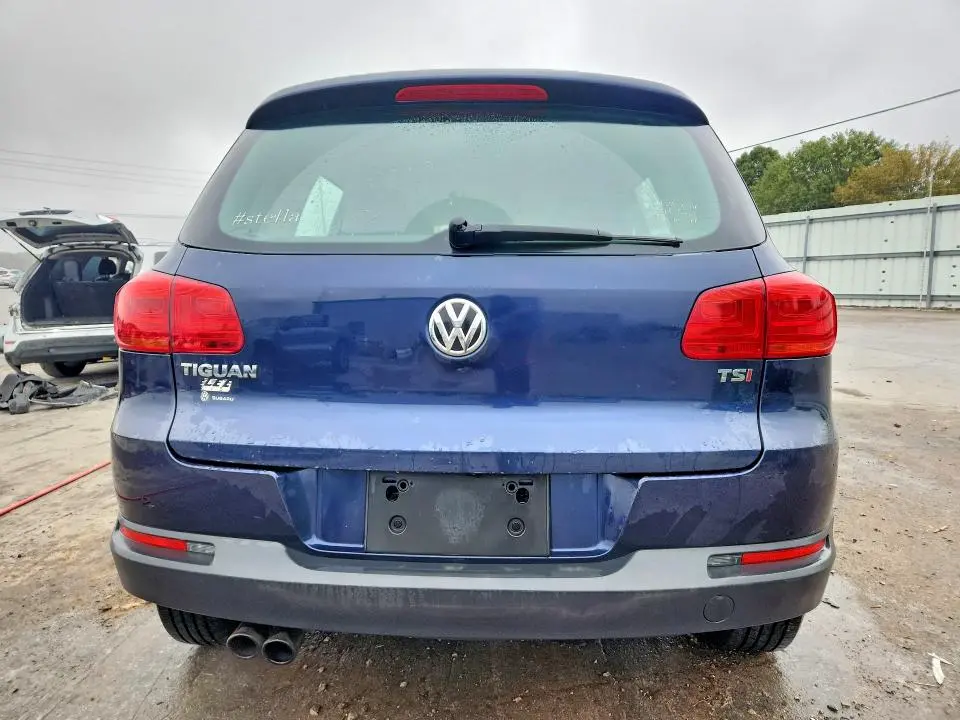 2016 VOLKSWAGEN TIGUAN S  