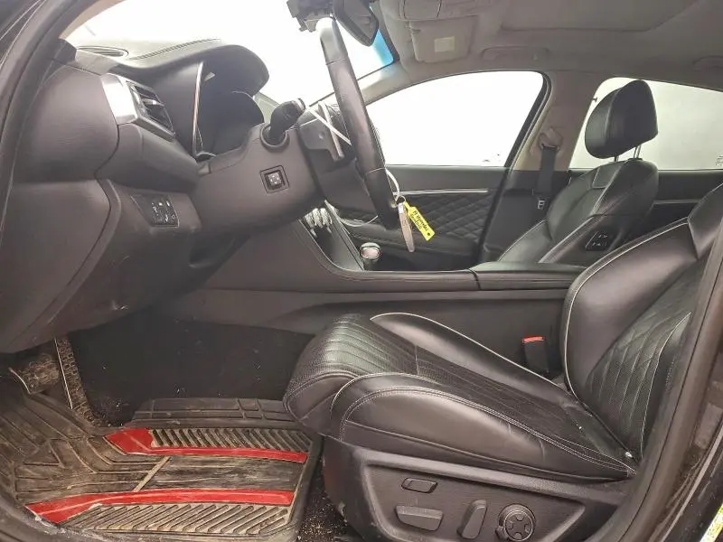 2019 GENESIS G70 PRESTIGE  