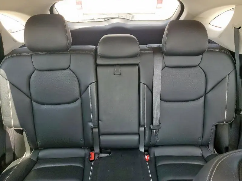 2022 GENESIS GV70 BASE  