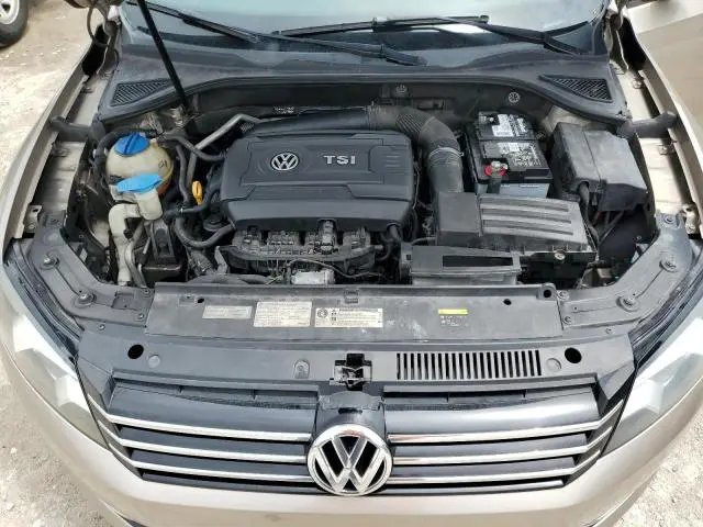 2015 VOLKSWAGEN PASSAT S  