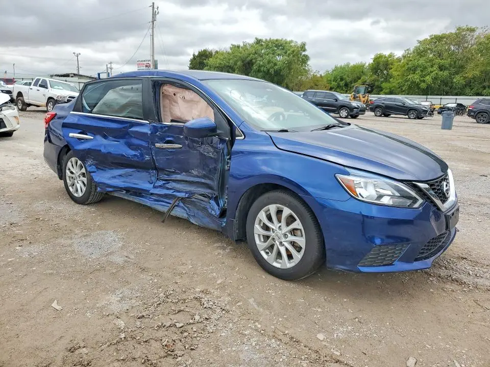 2019 NISSAN SENTRA SV  