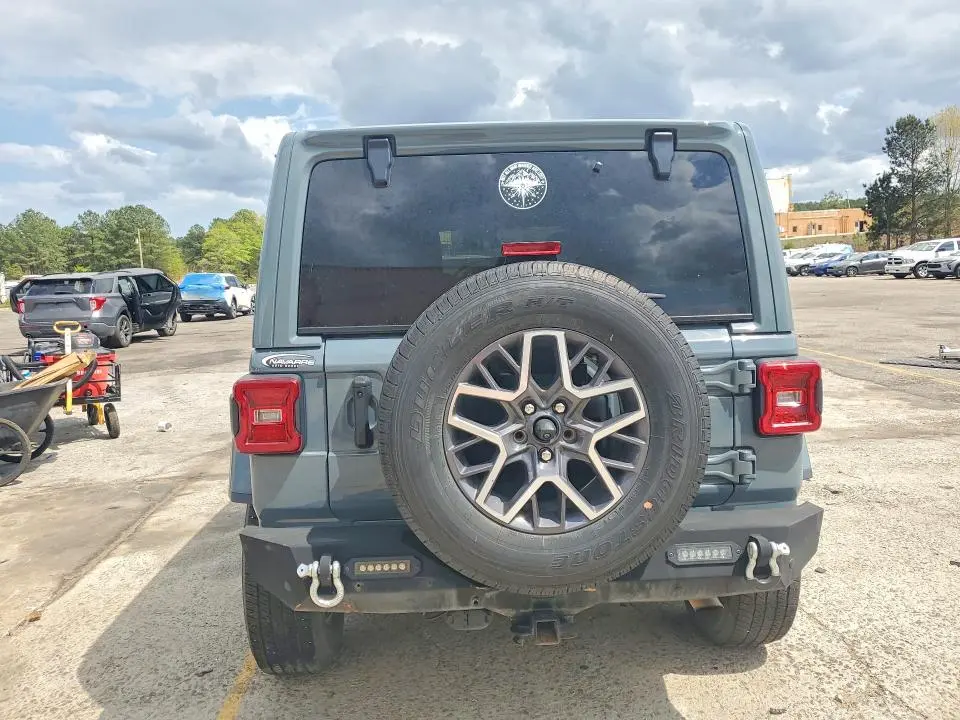 2024 JEEP WRANGLER SAHARA  