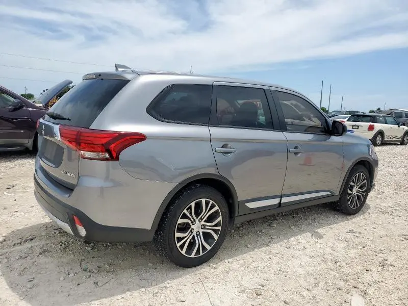 2018 MITSUBISHI OUTLANDER ES  