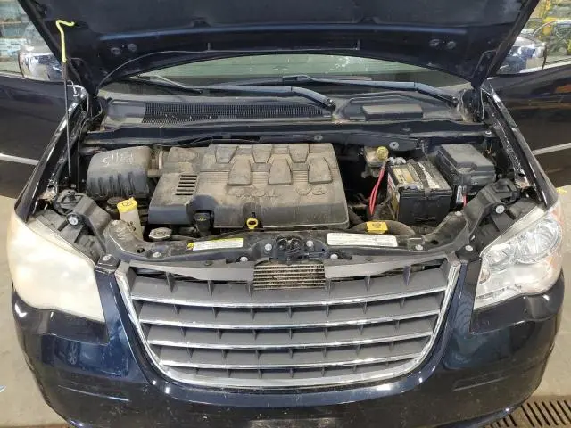 2010 CHRYSLER TOWN & COUNTRY TOURING PLUS  