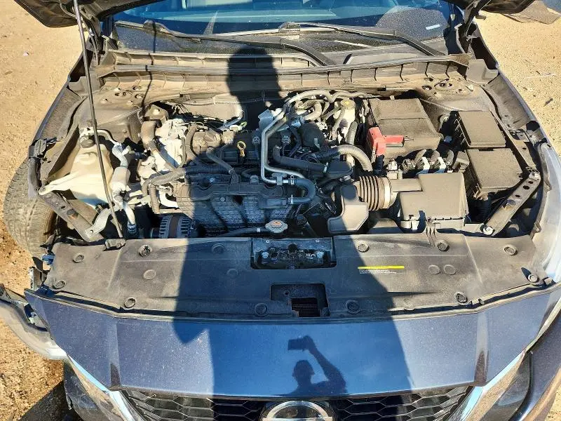 2021 NISSAN ALTIMA SV  