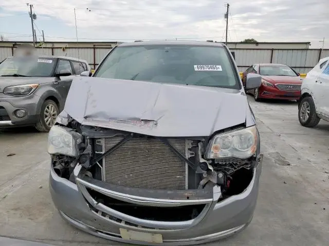 2015 CHRYSLER TOWN & COUNTRY LX  