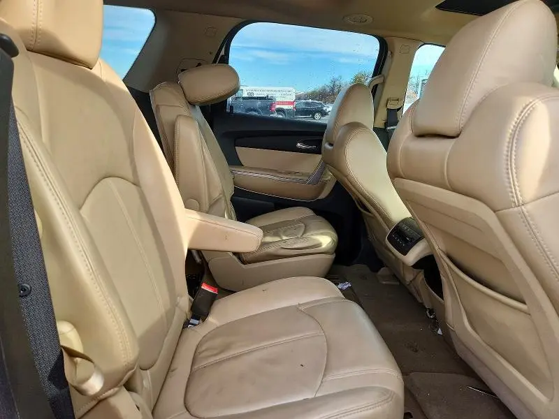 2012 GMC ACADIA SLT-1  