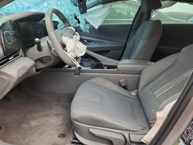 2023 HYUNDAI ELANTRA SEL  