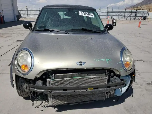 2010 MINI COOPER   