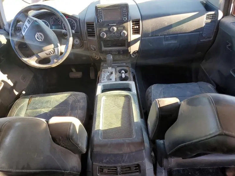 2014 NISSAN TITAN SV  
