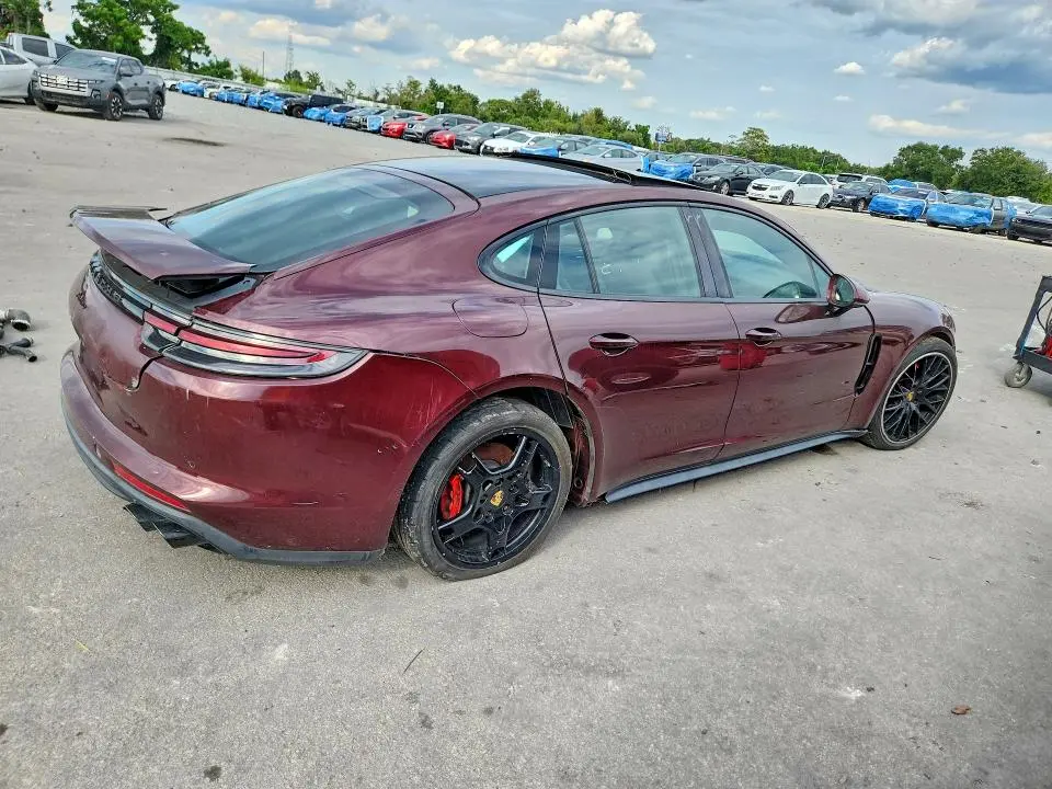 2018 PORSCHE PANAMERA 4  