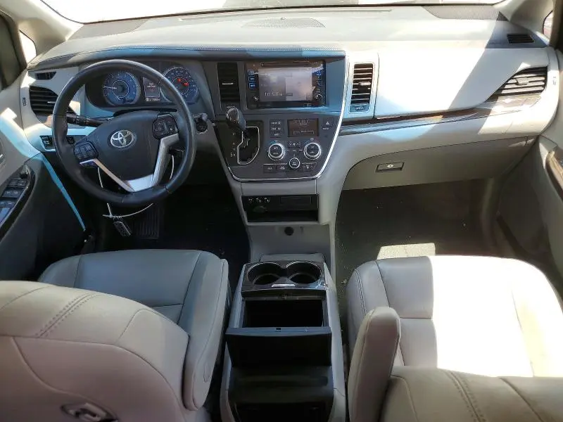 2017 TOYOTA SIENNA XLE 8-PASSENGER  