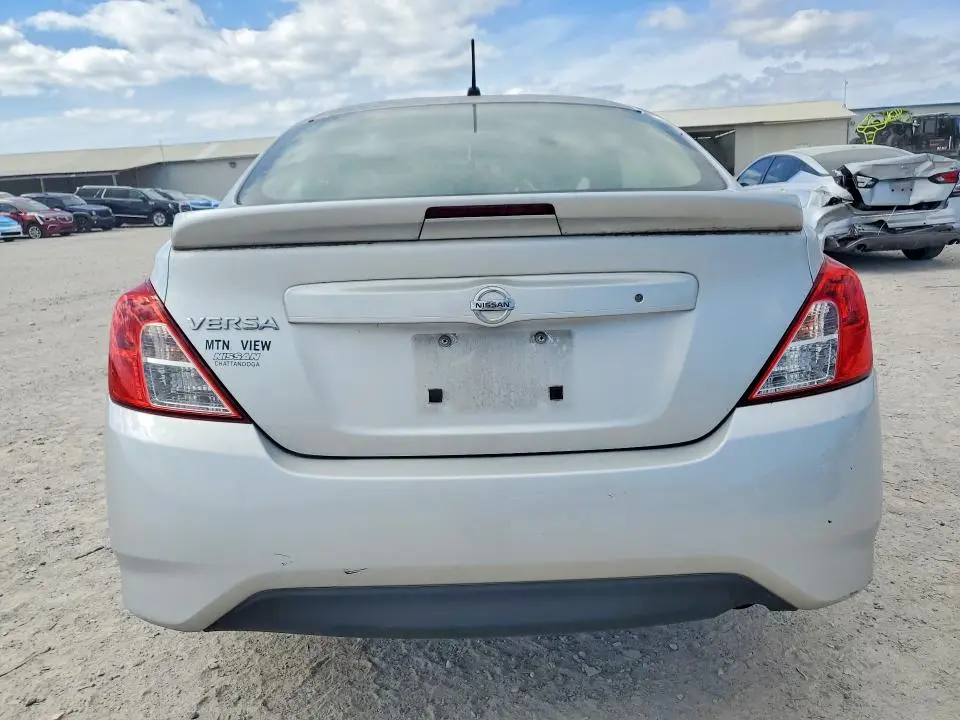 2018 NISSAN VERSA S PLUS  