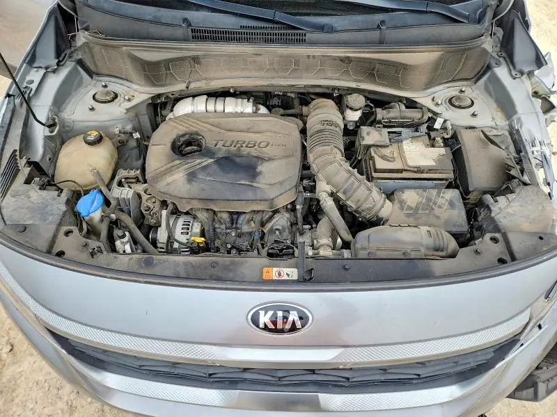 2021 KIA SELTOS S  