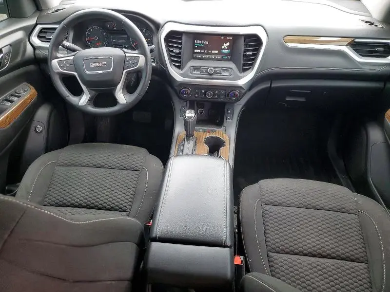 2017 GMC ACADIA SLE  